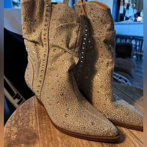 8.5 Jessica Simpson boots